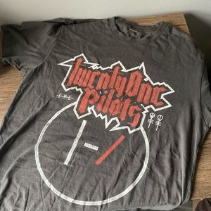 Twenty One Pilots shirt